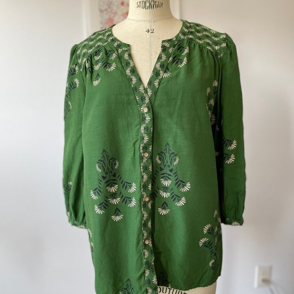 Knox Rose Floral Button Down Blouse